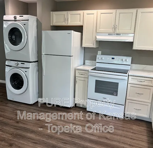 1816 SW Moundview Dr — Photo 12
