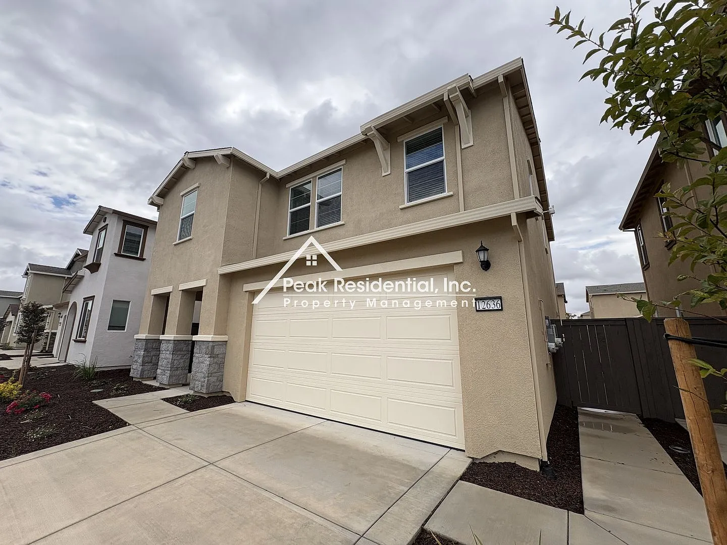 Brand New 3bd/2.5 Rancho Cordova Home With Loft-Must See! — Photo 2