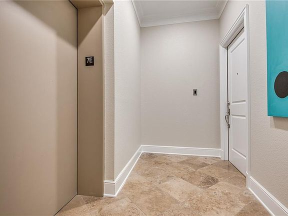 3rd image of 4240 Prescott Ave APT 7E