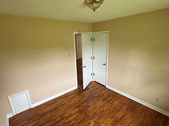 3rd image of 1030 Ash Ct #1030