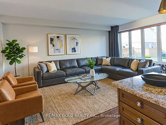4th image of 8005 Odell Ct