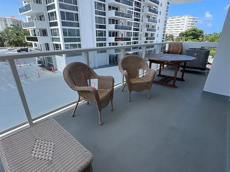 2701 N Ocean Blvd #3B — Photo 9