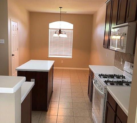 2nd image of 16826 Shoal Park Dr