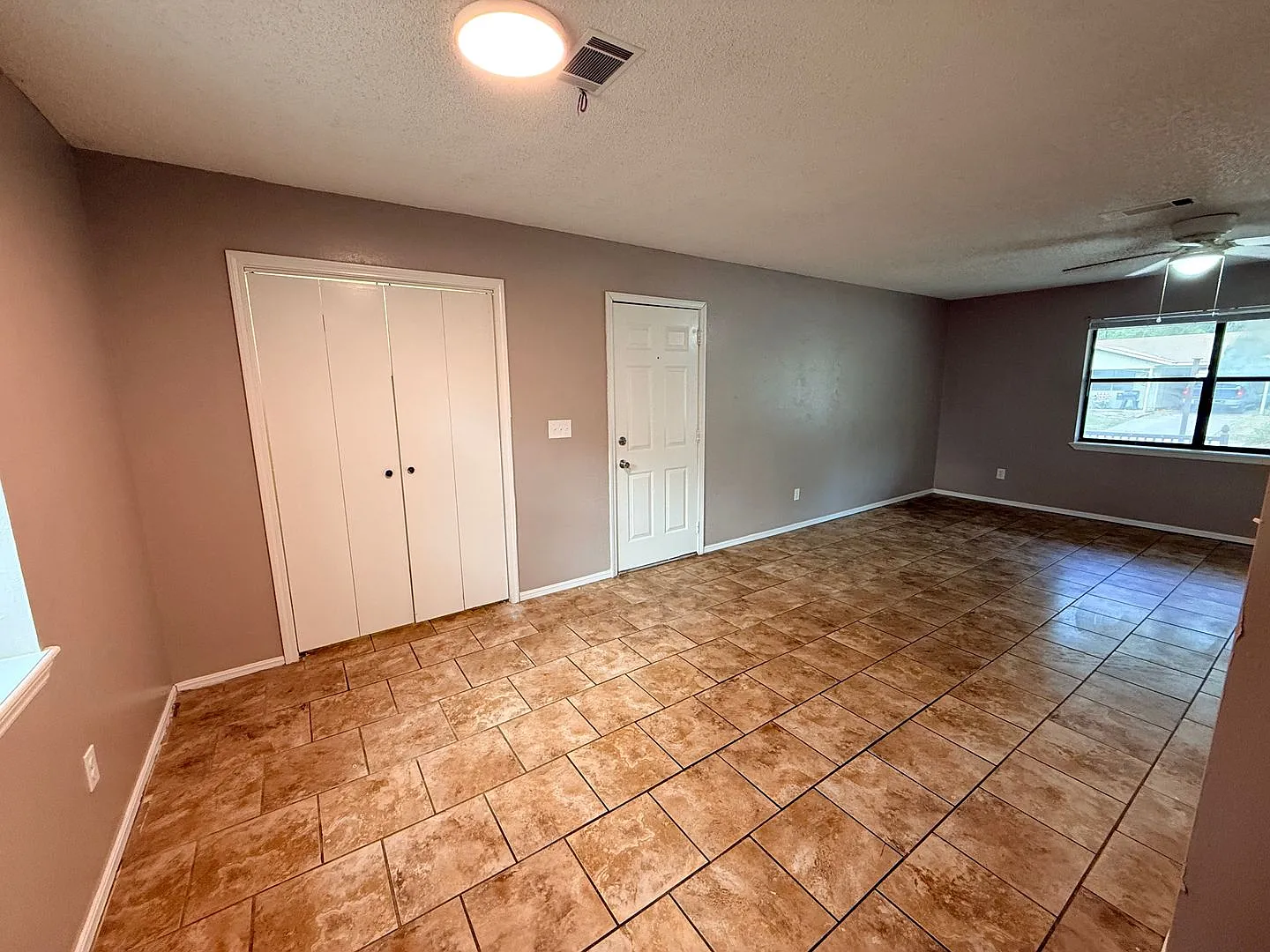 Move In Ready!! — Photo 4