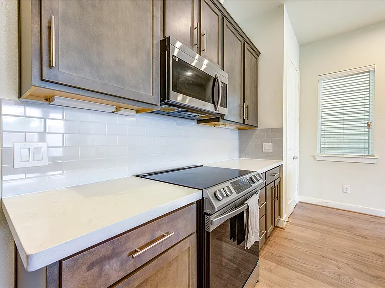 5920 Jasper Jones Way — Photo 8