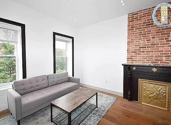 2nd image of 1187 Dean St #4R