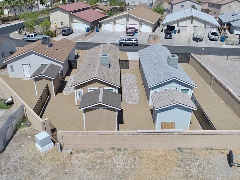396 Riverfront Dr — Photo 9