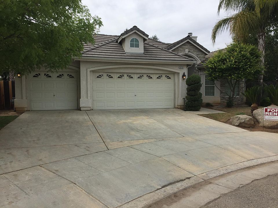 1st image of 9959 N Paula Ave