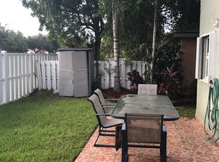 9896 NW 2nd Ct, Plantation, FL 33324