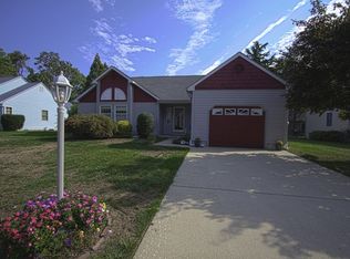 6 Thistle Ln, Cape May, NJ 08204