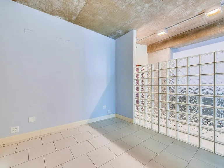 415 Church St #2106 — Photo 14