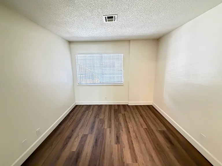 3517 Folage Dr #4 — Photo 12