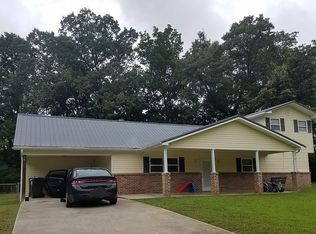 688 L Swafford Rd, Pikeville, TN 37367