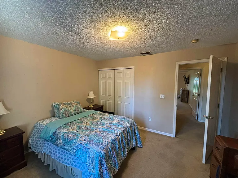 2487 Saint Augustine Blvd — Photo 16