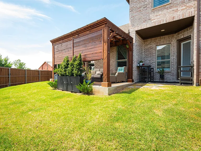 2712 Fiddler Way — Photo 3