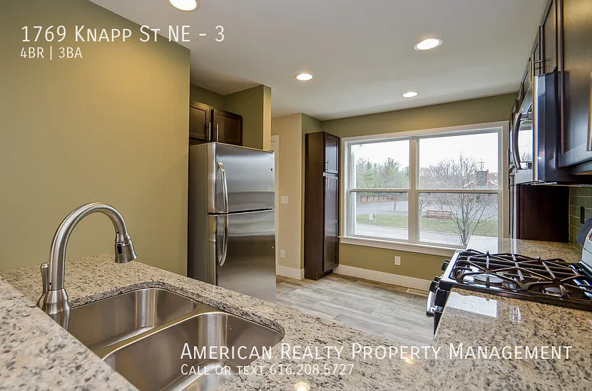 4 bed, 2.5 bath, 1698 sqft, $2,250 — Photo 2