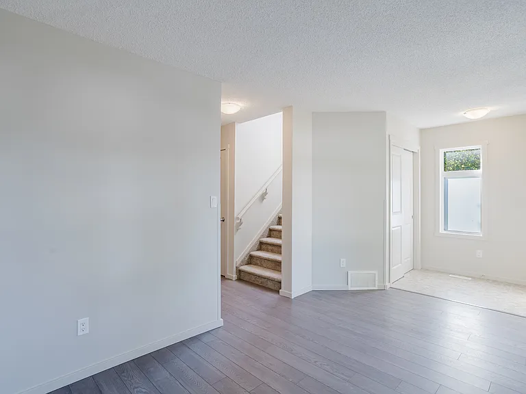6205 120 Ave NW (4)_05312026
