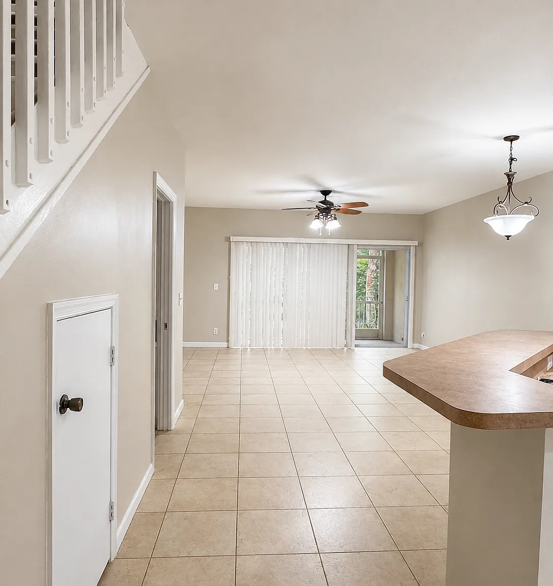 3 bed, 2.5 bath, 1427 sqft, $2,495 — Photo 3