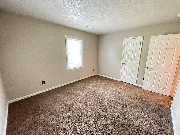 3311 Brookline Ct — Photo 14
