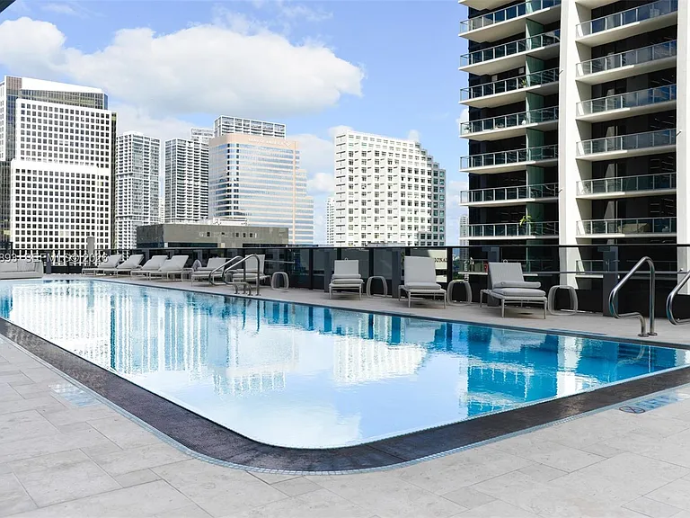 1000 Brickell Plz #3014 — Photo 31