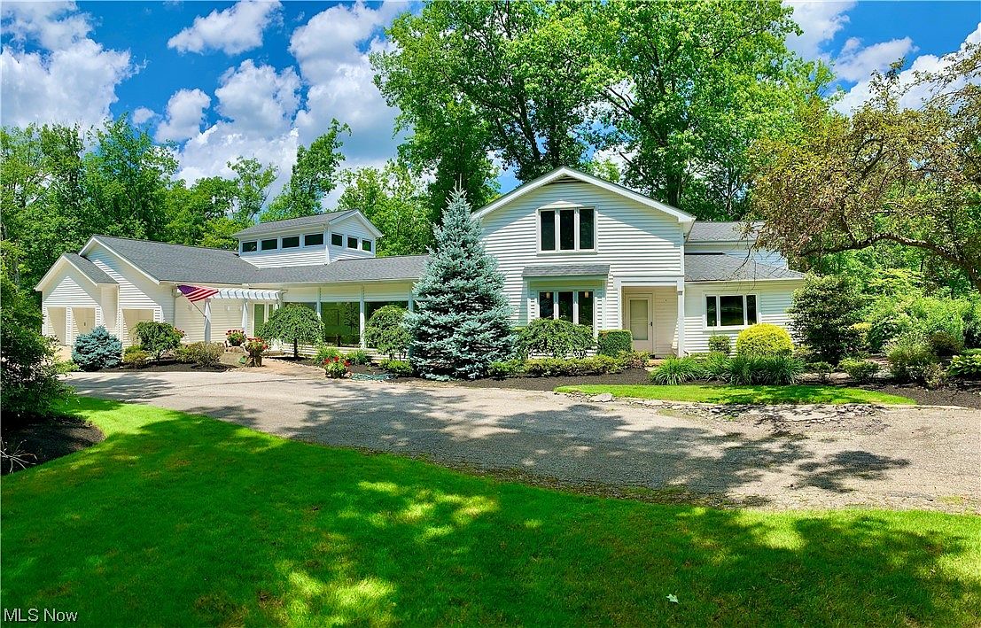 70 Old Plank Ln, Moreland Hills, OH 44022 | Zillow
