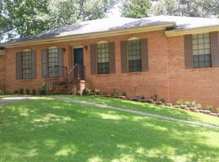 3027 Moonlight Ln, Fultondale, AL 35068