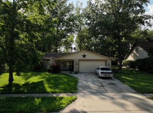 10709 Longwood Dr, Fort Wayne, IN