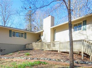 5628 Sweetbriar Rd, Pfafftown, NC 27040