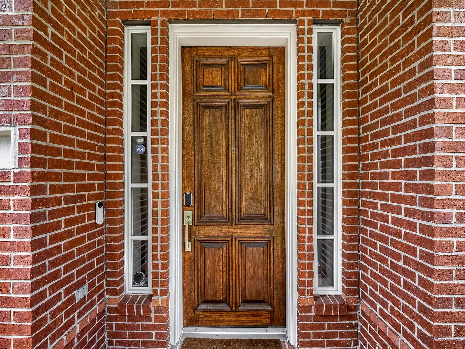 4 bed, 3.5 bath, 2694 sqft, $5,000 — Photo 2