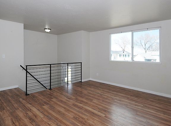 5th image of 3727 S Bronco Cir
