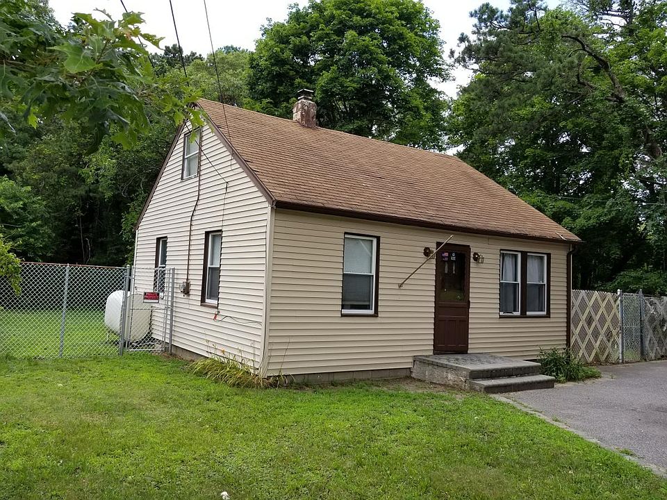 1842 Lincoln Ave, Holbrook, NY 11741 Zillow