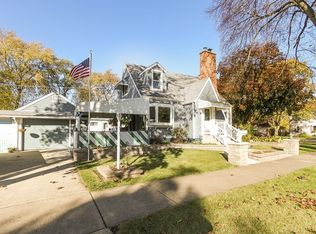 514 E Washington St, Des Plaines, IL 60016