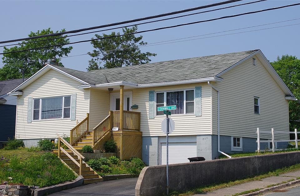 1st image of 54 Cornwall Avenue
