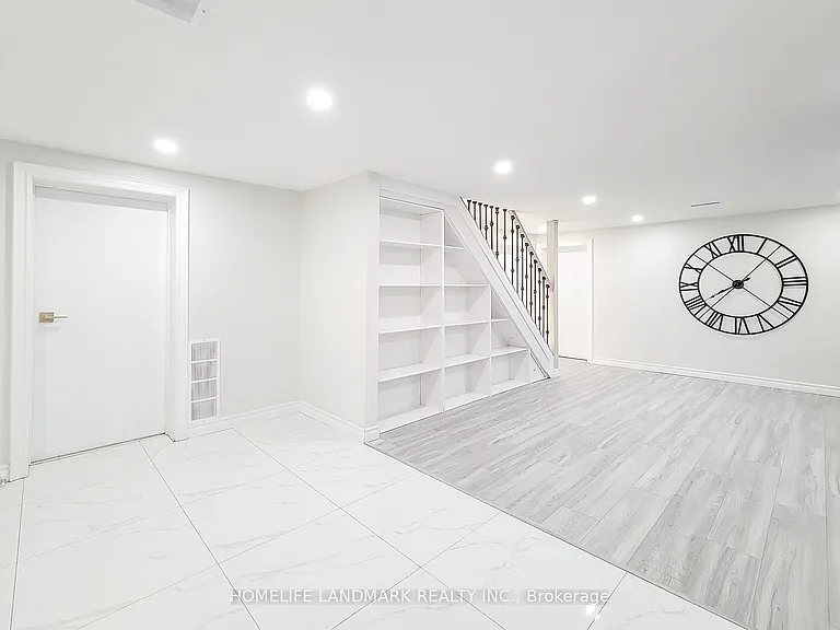 75 Bayview Dr #LOWER — Photo 13