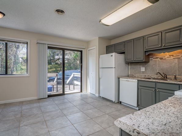 76 Greenville Hwy #1