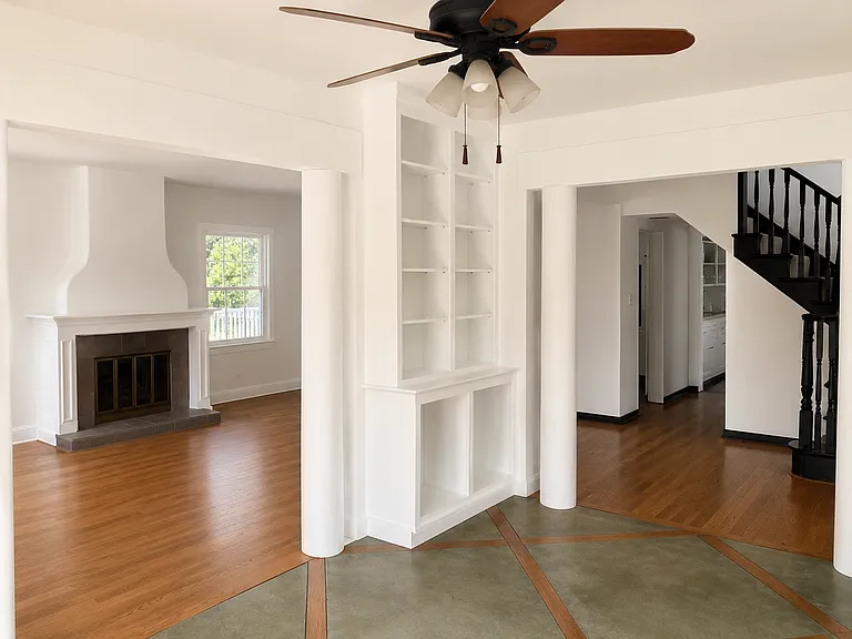 25 Bay Shore Ave — Photo 3