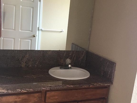 5th image of 11275 Pebble Hills Blvd APT 1
