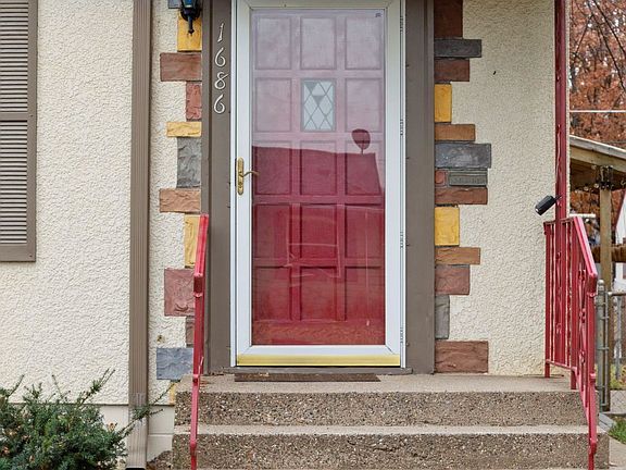 3rd image of 1686 Nebraska Ave E