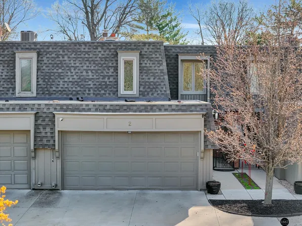 2324 S 74th St Unit 2, Lincoln, NE 68506