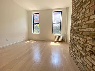 Rented by Capri Jet Realty Corp