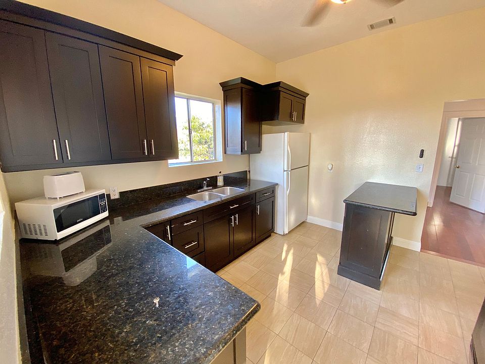 1st image of 653 S Chicago St #2