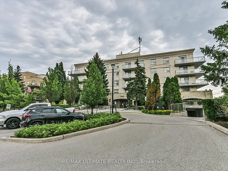 2500 Rutherford Rd #307 — Photo 3