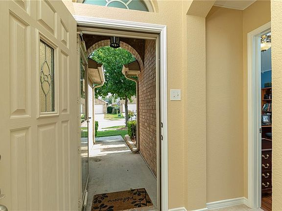 4th image of 3832 Cedar Falls Dr