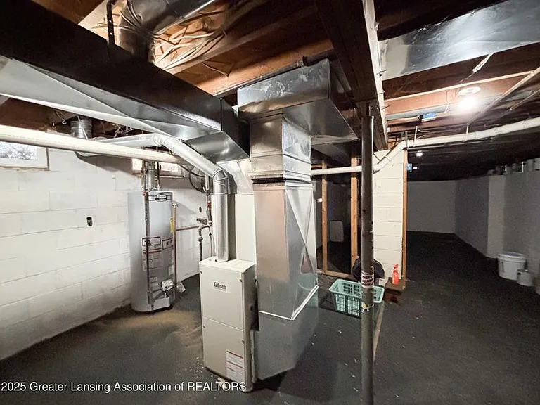 6174 Rutherford Ave — Photo 29