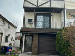 36 Amador St, Staten Island, NY 10303
