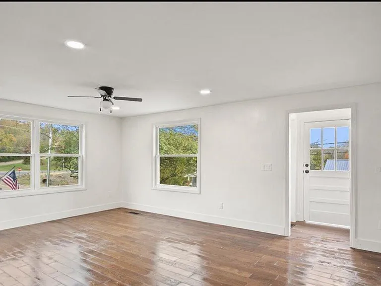 1109 Price St — Photo 7