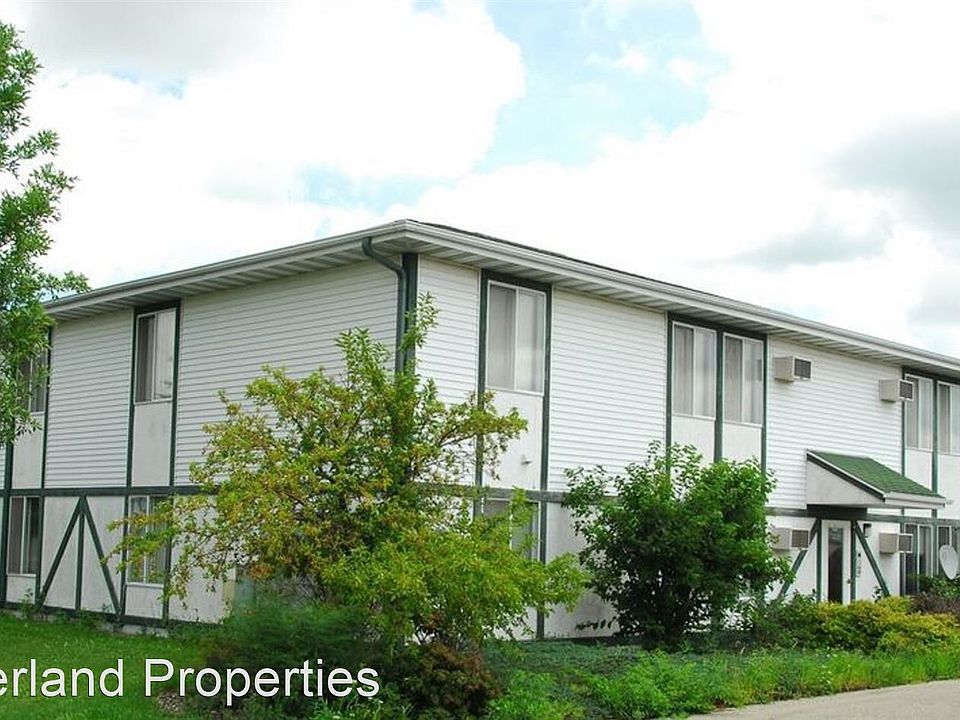 1st image of 2912 Carrousel Ln #3