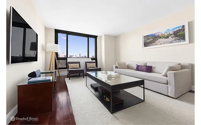 Rented by Douglas Elliman | media 31