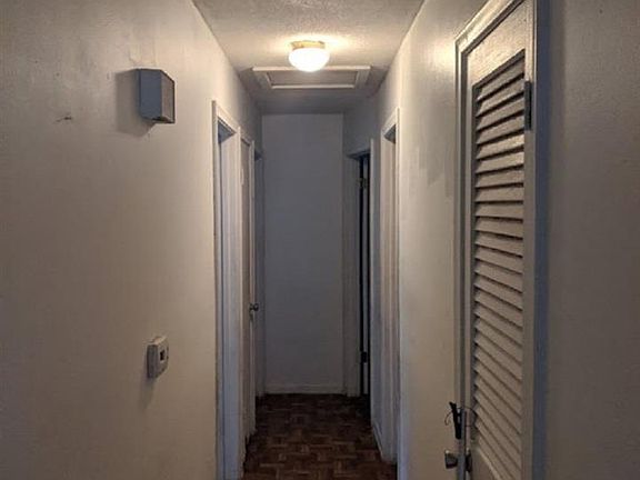 4th image of 2913 NW 45th Ave