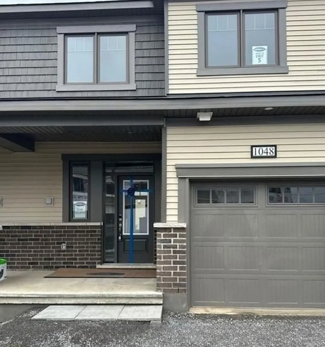 3 bed, $2,550 — Photo 1